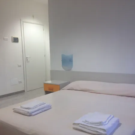 לינה וארוחת בוקר Palomba 3*